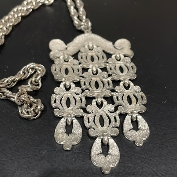 VINTAGE Silver tone Chunky Necklace - Picture 3 of 3